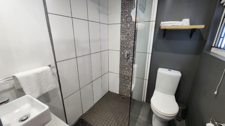 4 Bedroom Property for Sale in Bodorp Western Cape